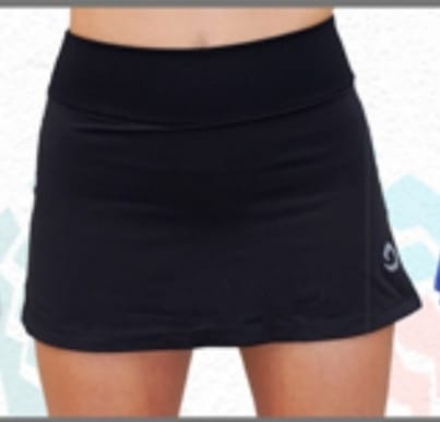 SHORT POLLERA NEGRO M
